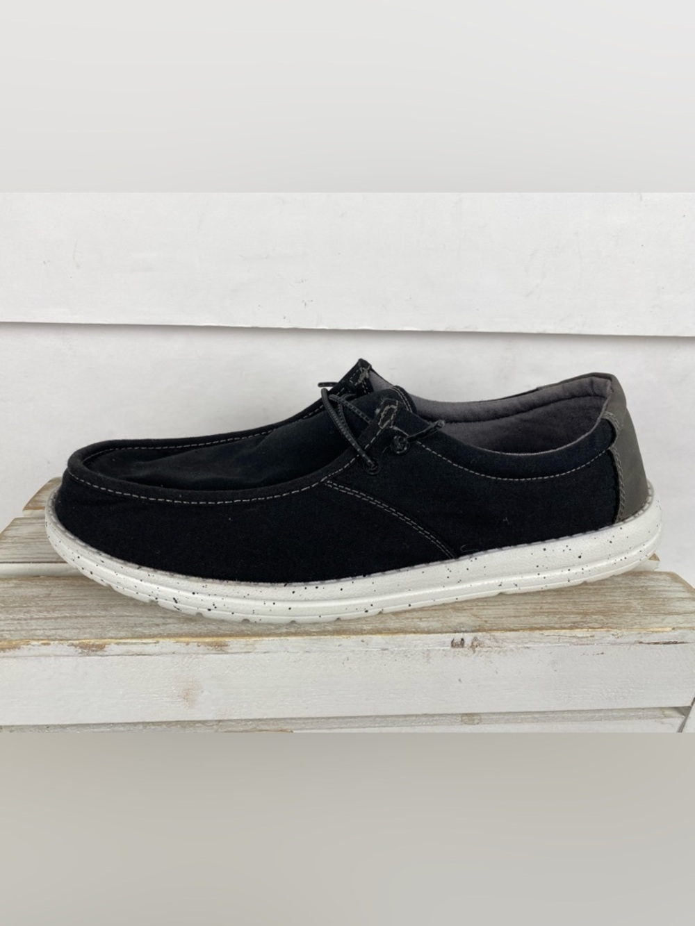 Eddie Bauer Men's Corbett canvas loafers lightweight breathable upper size 12M